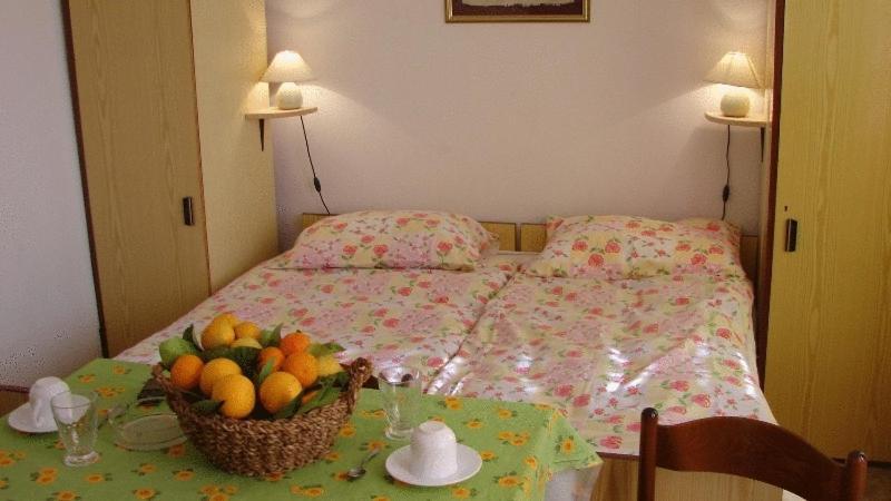 Apartments Lucic Dubrovnik Oda fotoğraf